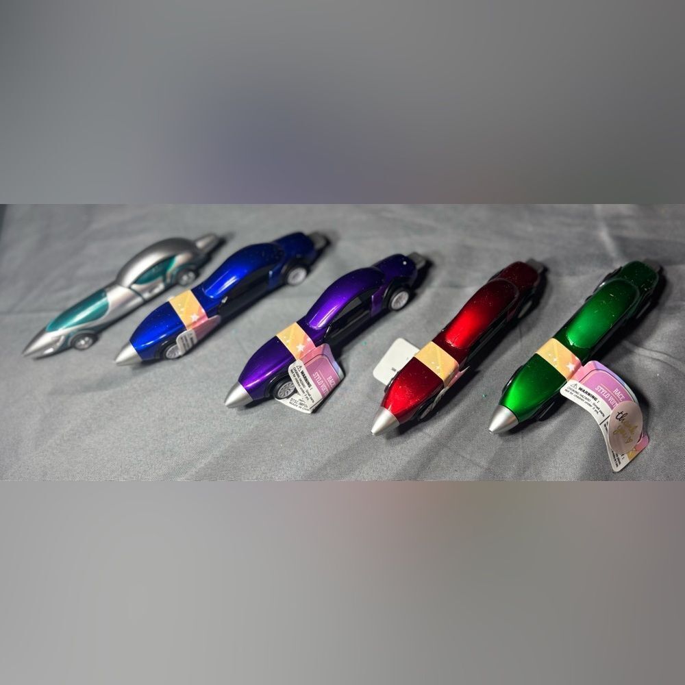 5 NEW race car-shaped ballpoint pens NWT